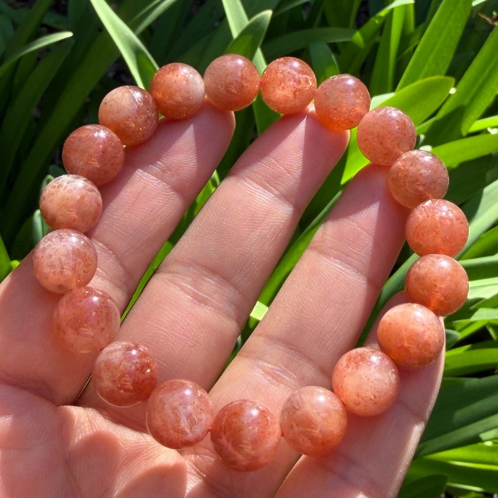 10.5mm stretchable flashy sunstone bracelet‎ 0349